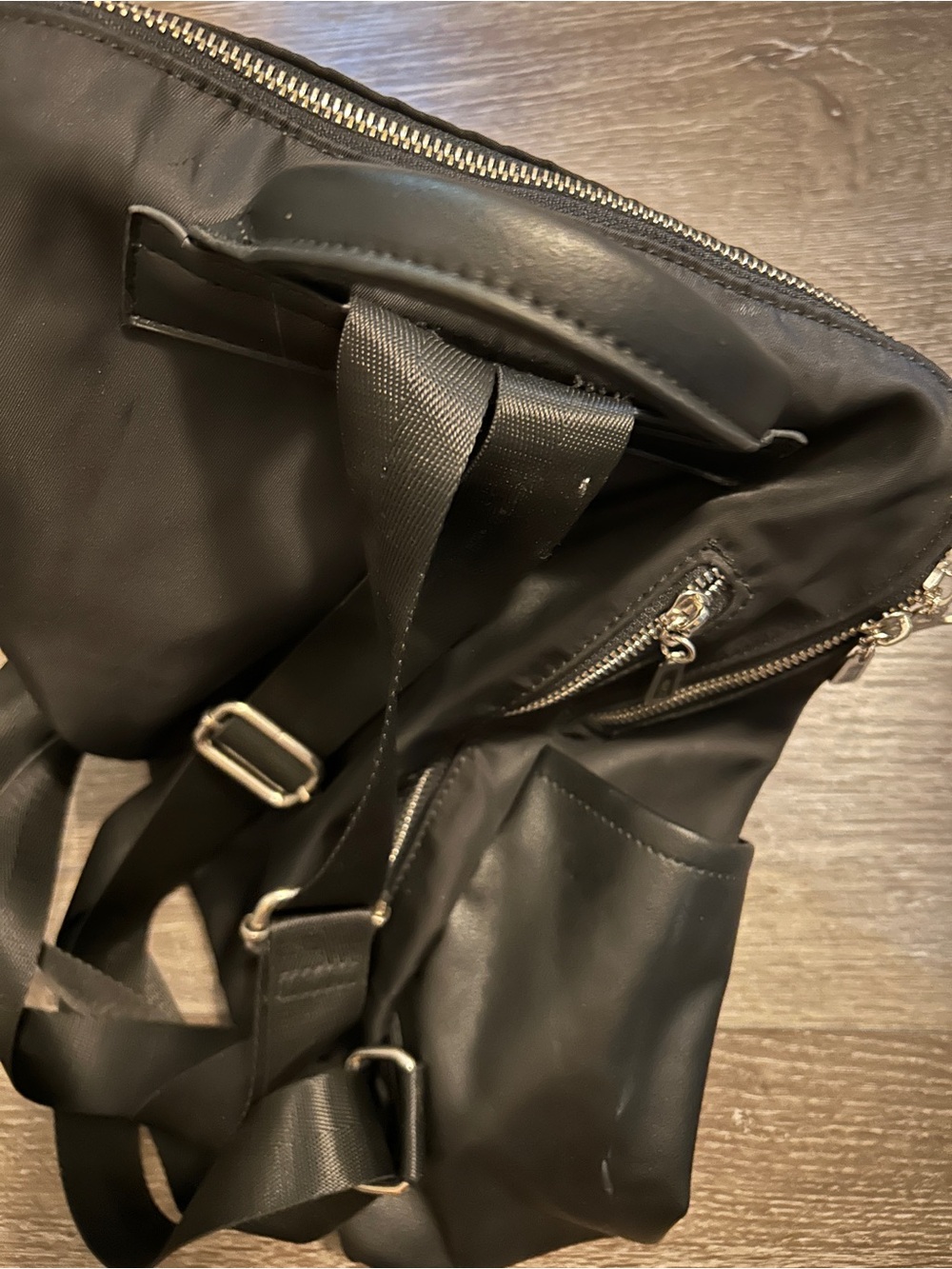 Roots Black nylon Backpack with faux leather accents - Picture 5 of 6